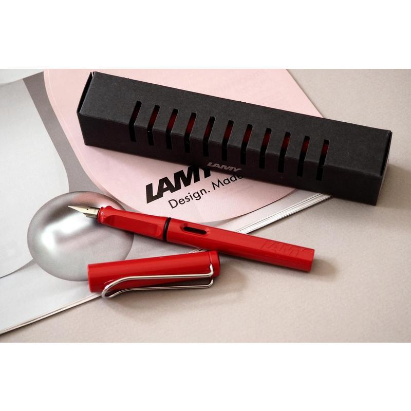 Ручка перьевая Lamy 016 Safari Ручка перьевая Lamy 016 Safari