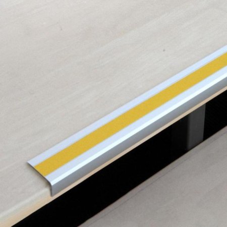 Профиль алюминиевый угол для краев ступеней с антискользящей лентой 52х27х1000 мм желтый (артикул производителя ATM1GF2)