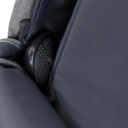 Рюкзак для ноутбука 17.3' Rivacase комбинированный Рюкзак для ноутбука 17.3' Rivacase комбинированный