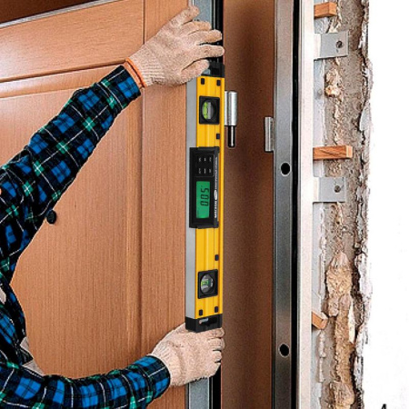 Уровень электронный Мегеон 77004 2 глазка 400 мм Уровень электронный Мегеон 77004 2 глазка 400 мм