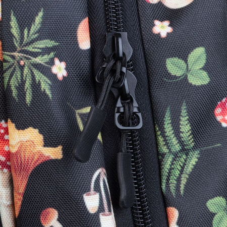 Рюкзак Комус Класс (№1 School) Квадро Грибы черный