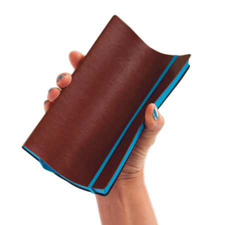 Ежедневник недатированный Bruno Visconti Megapolis Soft искусственная кожа А5 136 листов коричневый (голубой обрез, 144х212 мм) (артикул производителя 3-470/06)