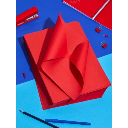 Бумага цветная для печати Комус Color красная интенсив (А4, 80 г/кв.м, 500 листов)