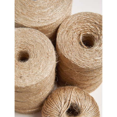 Шпагат льняной банковский 1250 текс (длина 300 м, 0.5 кг в бобине) Шпагат льняной банковский 1250 текс (длина 300 м, 0.5 кг в бобине)