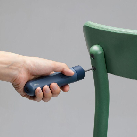 Отвертка  аккумуляторная Hoto Screwdriver Lite синяя (QWLSD007)