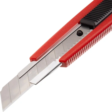 Нож универсальный Attache 18 мм (L501) Нож универсальный Attache 18 мм (L501)