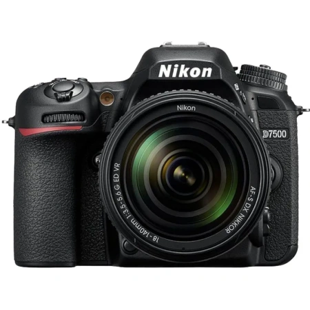Зеркальный фотоаппарат Nikon D7500 + объектив AF-S DX Nikkor 18-140 VR черный