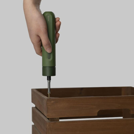 Отвертка  аккумуляторная Hoto Screwdriver Lite зеленая (QWLSD007)