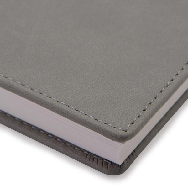 Ежедневник недатированный Attache Velvet искусственная кожа Soft Touch  A5+ 136 листов светло-серый (146х206 мм)