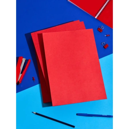 Бумага цветная для печати Комус Color красная интенсив (А4, 80 г/кв.м, 500 листов)