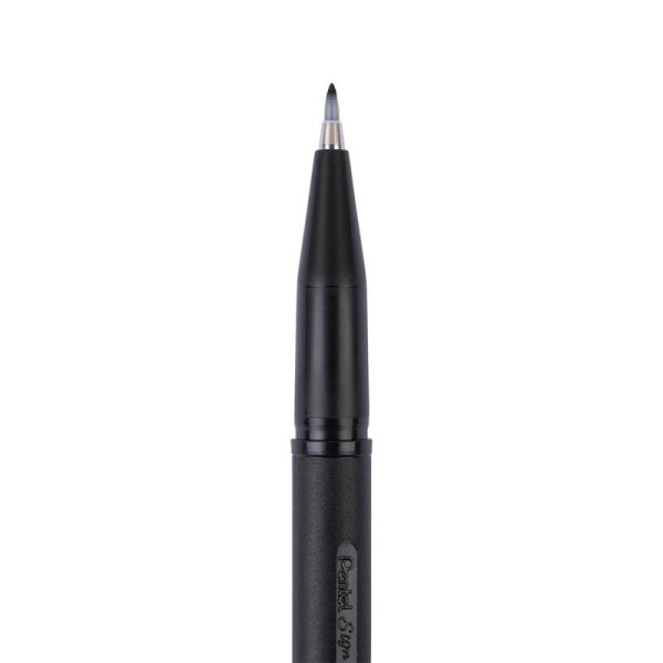 Фломастер-кисть для каллиграфии Pentel Brush Sign Pen Pigment Fine 0.5  мм черный