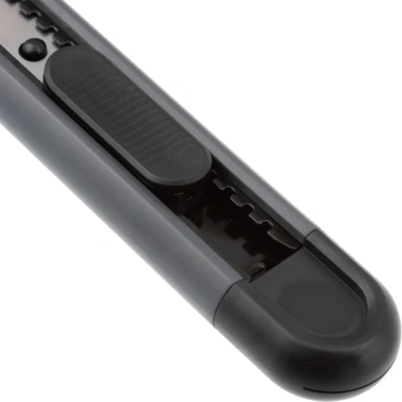 Нож универсальный Attache 18 мм (SX37N) Нож универсальный Attache 18 мм (SX37N)