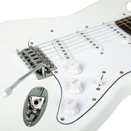 Электрогитара Denn ST100WH