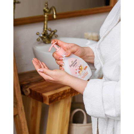 Жидкое крем-мыло Бархатные ручки Интенсивное питание 500 мл