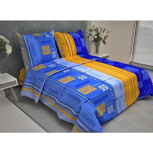 Постельное белье в ассортименте (1.5-спальное, наволочка 70х70 см, бязь)