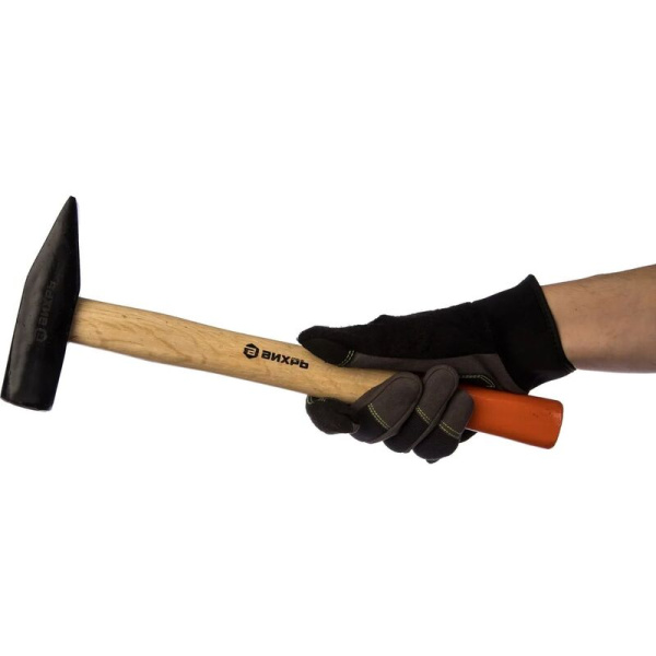 Молоток слесарный Вихрь с деревянной рукояткой 800 г (73/6/8/4)