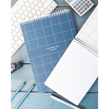 Блокнот Attache Comfort А4 96 листов синий в клетку на спирали (202х282  мм) Блокнот Attache Comfort А4 96 листов синий в клетку на спирали (202х282  мм)