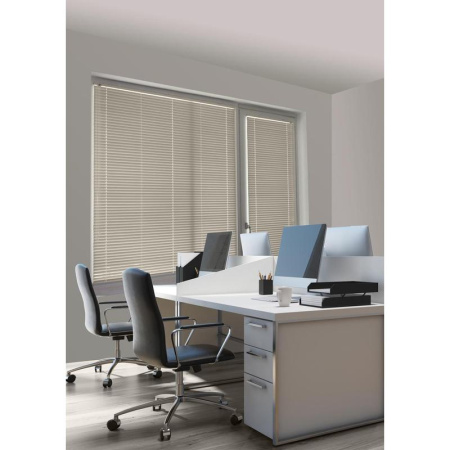 Жалюзи горизонтальные пластиковые бежевые (110х160 см)