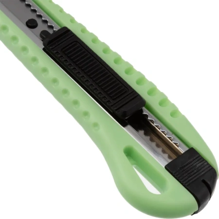 Нож универсальный Attache 9 мм (SX96X) Нож универсальный Attache 9 мм (SX96X)