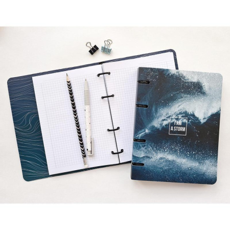 Бизнес-тетрадь Be Smart Storm брызги А5 120 листов в клетку на кольцах
