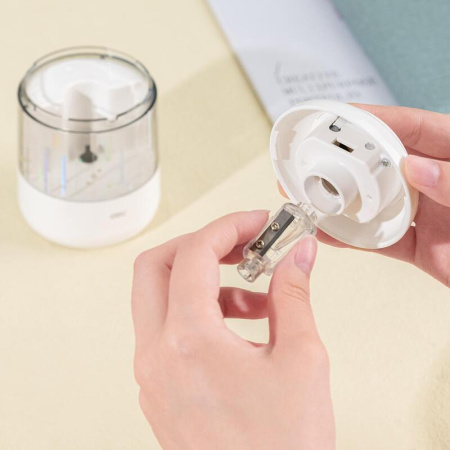 Точилка электрическая Deli белая