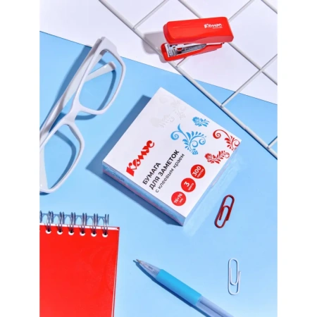 Стикеры Русская серия 76x76 мм триколор РФ (1 блок на 300 листов)