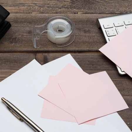 Блок для записей Attache 90x90x50 мм розовый (плотность 80 г/кв.м)