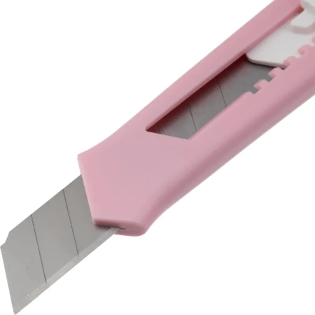 Нож универсальный Attache 18 мм (SX62N) Нож универсальный Attache 18 мм (SX62N)