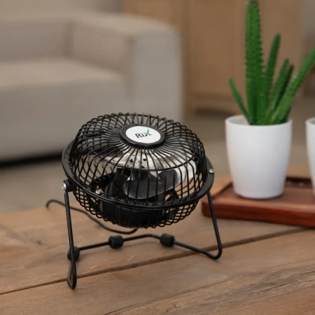 Вентилятор настольный Rix RDF-1501USB чёрный