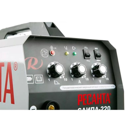 Сварочный инвертор Ресанта САИПА-220 (65/75)