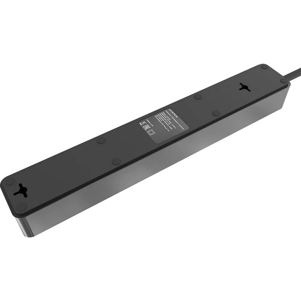 Сетевой фильтр Harper UCH-560 на 5 розеток + 3 USB 3 метра черный  (H00003013)