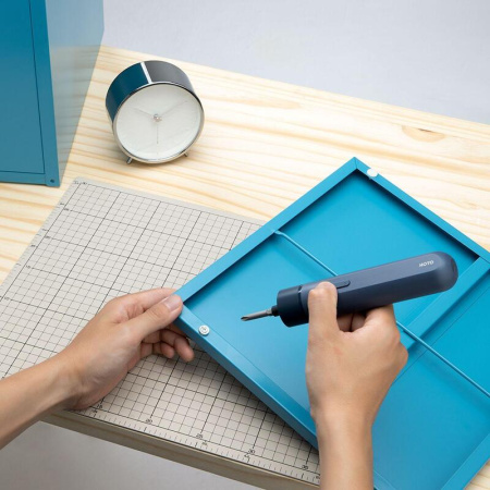 Отвертка  аккумуляторная Hoto Screwdriver Lite синяя (QWLSD007)