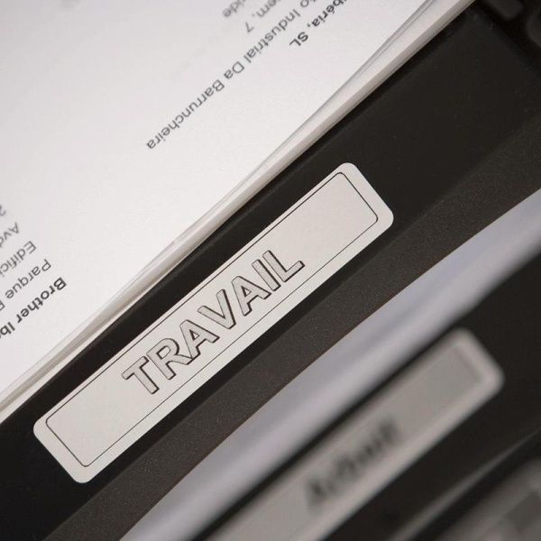 Картридж для принтера этикеток Brother DK11204 (17 мм x 54 мм, цвет  ленты белый, шрифт черный)