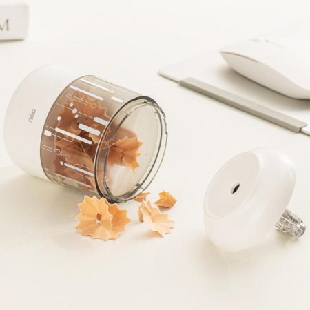 Точилка электрическая Deli белая