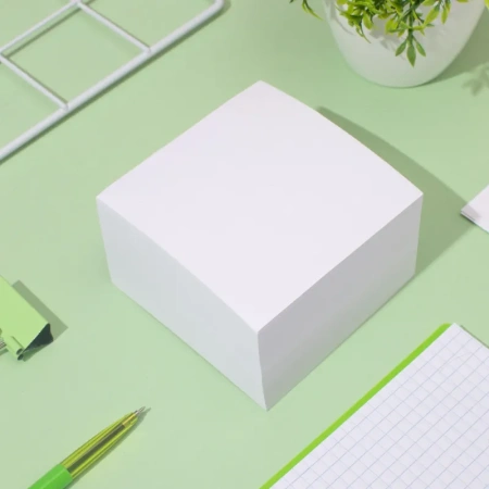 Блок для записей Комус 90x90x50 мм белый проклеенный (плотность 100  г/кв.м)