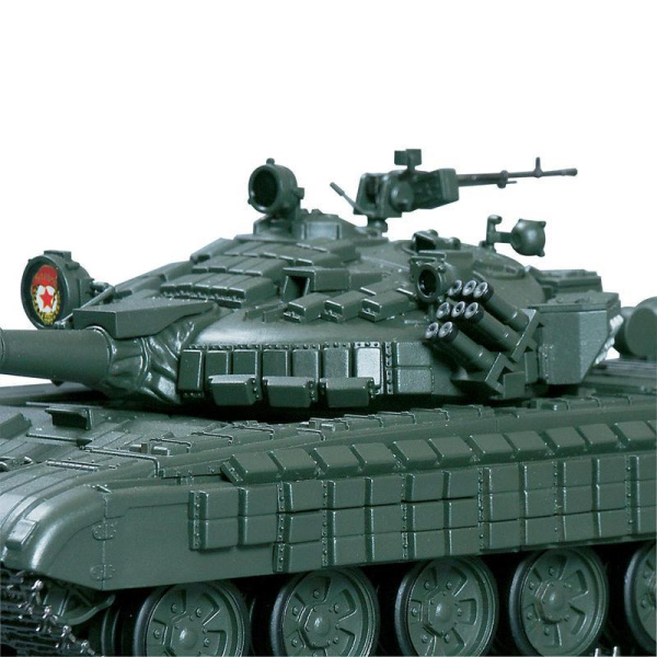 Сборная модель Звезда Танк с активной броней Т-72Б