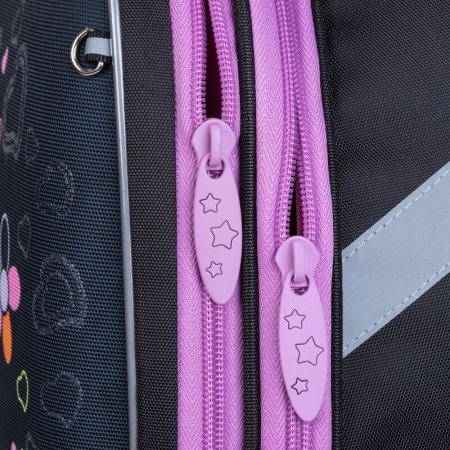 Ранец Комус Класс Light Smile черный (цветы) с двумя отделениями