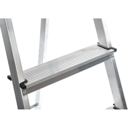 Стремянка алюминиевая Zalger 5 ступеней (111-5) Стремянка алюминиевая Zalger 5 ступеней (111-5)