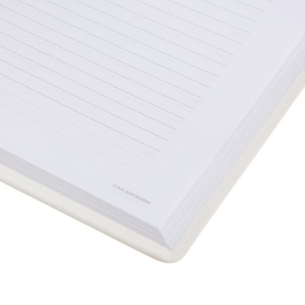 Ежедневник недатированный Attache Velvet искусственная кожа Soft Touch  A5+ 136 листов белый (146х206 мм)