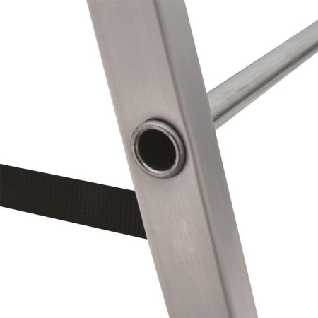 Стремянка алюминиевая 5 ступеней Новая Высота 1110105