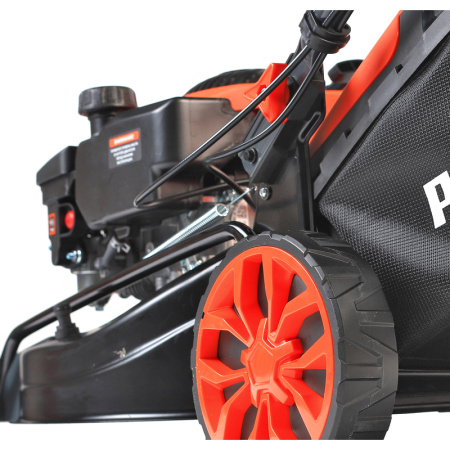 Газонокосилка бензиновая Patriot PT 46S (512109046)