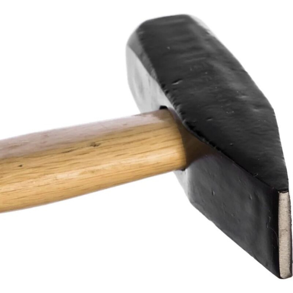 Молоток слесарный Вихрь с деревянной рукояткой 800 г (73/6/8/4)