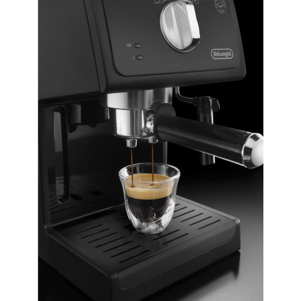 Кофеварка рожковая DeLonghi ECP31.21