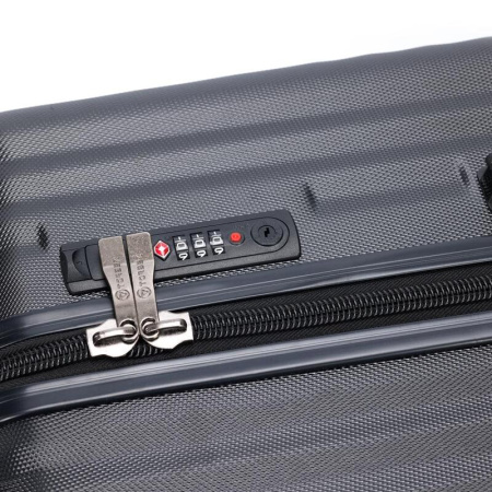 Чемодан Torber Lama 62 литра пластик черный (T1919M-Black) Чемодан Torber Lama 62 литра пластик черный (T1919M-Black)