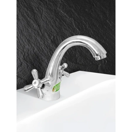 Смеситель для раковины Juguni 0402.722