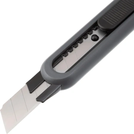 Нож универсальный Attache 18 мм (SX37N) Нож универсальный Attache 18 мм (SX37N)