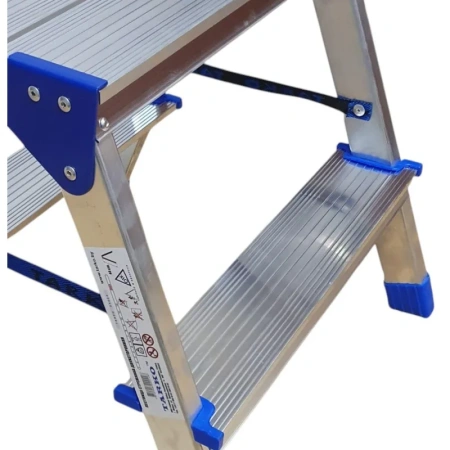 Стремянка алюминиевая двусторонняя 2х2 ступени Tarko (T04202)