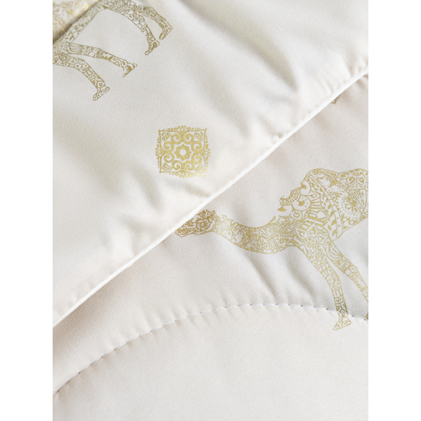 Одеяло 1.5-спальное Dome Camel Soft 140x205 см стеганое с кантом бежевое